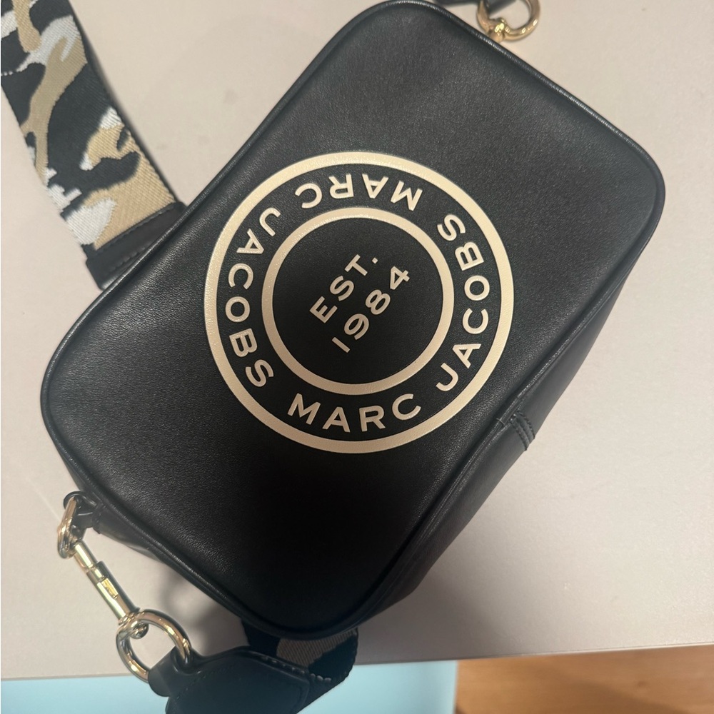 Marc Jacobs Black Camera Crossbody with Cream Logo